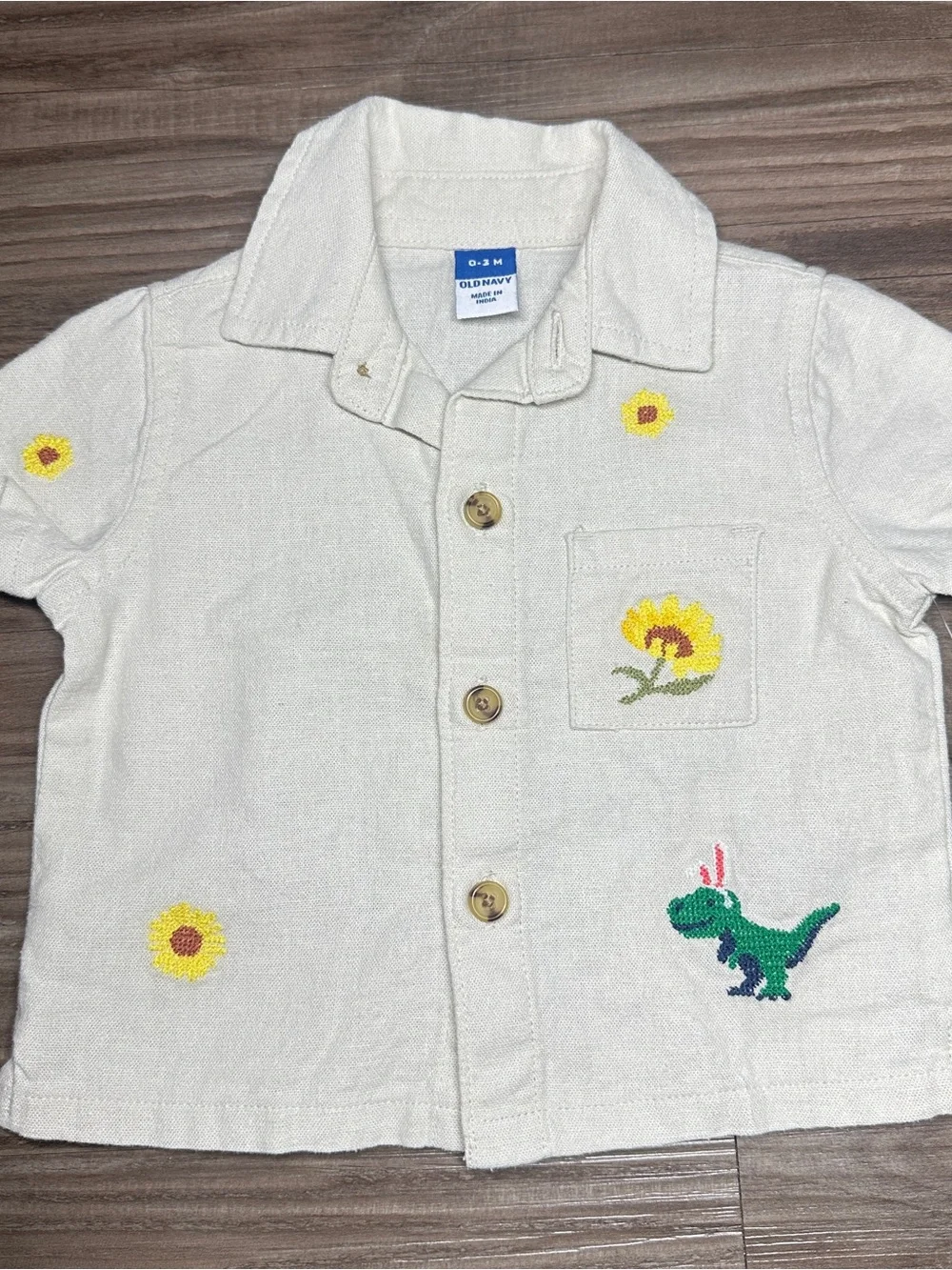 Old Navy Cream Button Down 3M Shirt Yellow Sunflower & Green Dino Embroidery